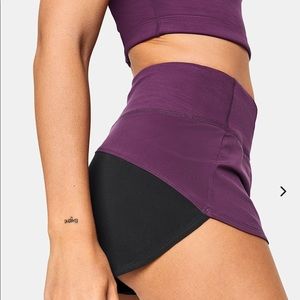 NWT🤩Outdoor Voices💜Hudson 2.5” Running Shorts